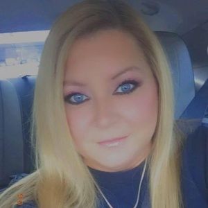 Meet your Posher, Kristin